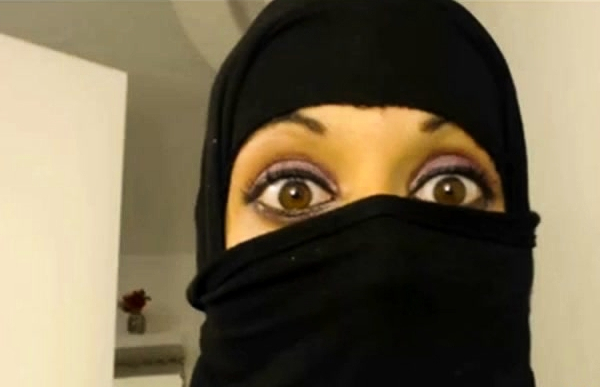 Arab Woman Veil Porn - Free High Defenition Mobile Porn Video - Saudi Arabian Women Unveiled - Hot  Masturbation - - HD21.com